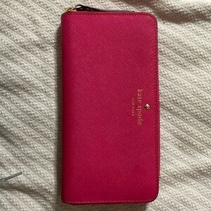 Kate Spade zip wallet
